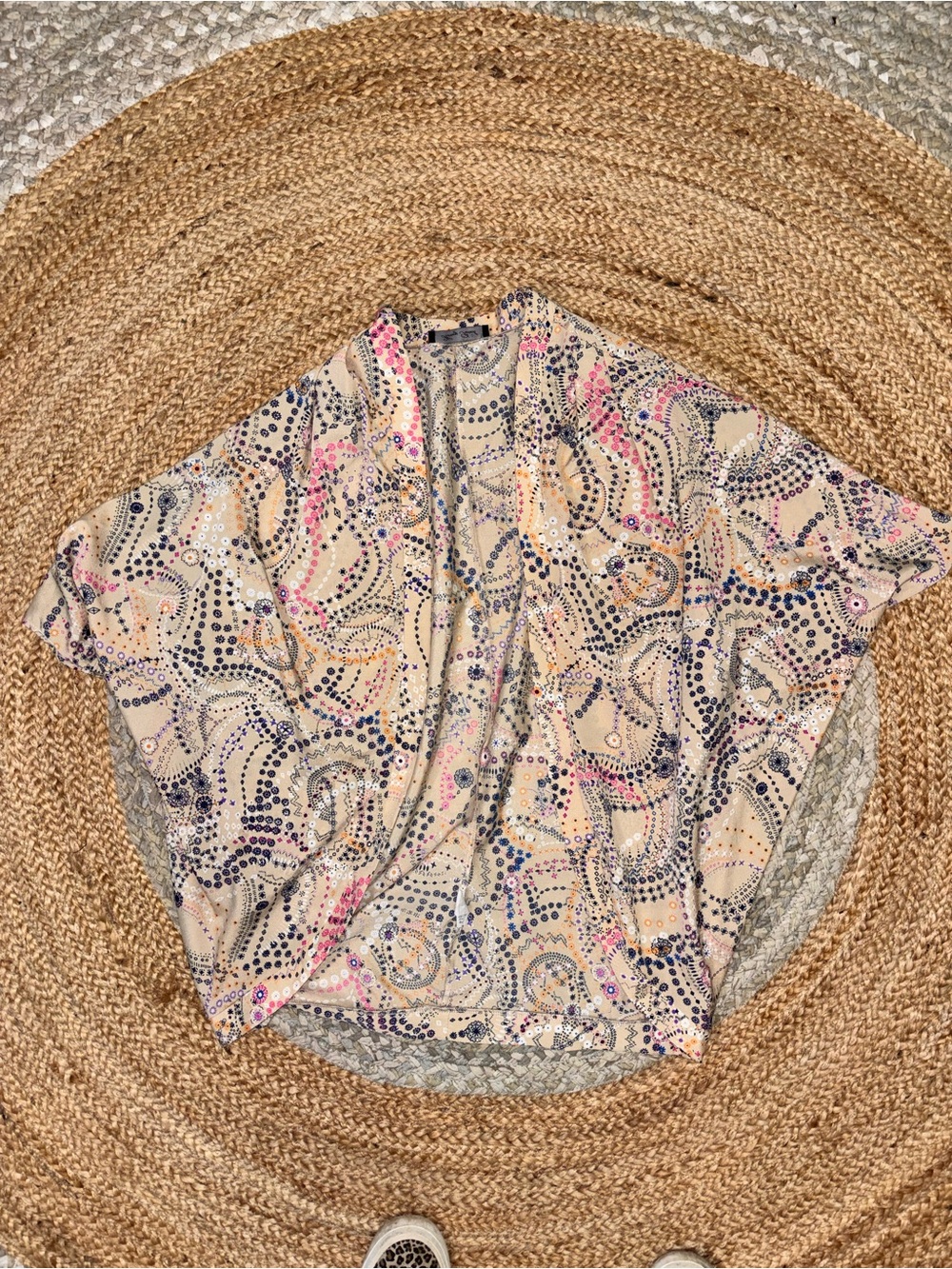 Honey Punch Women’s Beige Printed Short Sleeve Kimono with Pink & Navy Accents